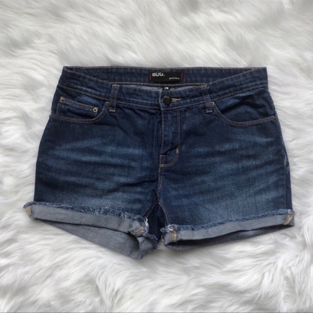 BDG Urban Outfitters Boyfriend Women’s Denim Distressed Cuffed Shorts Size 26